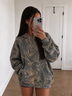 RedHead Oversized Woodland Camo
Pullover Hoodie
